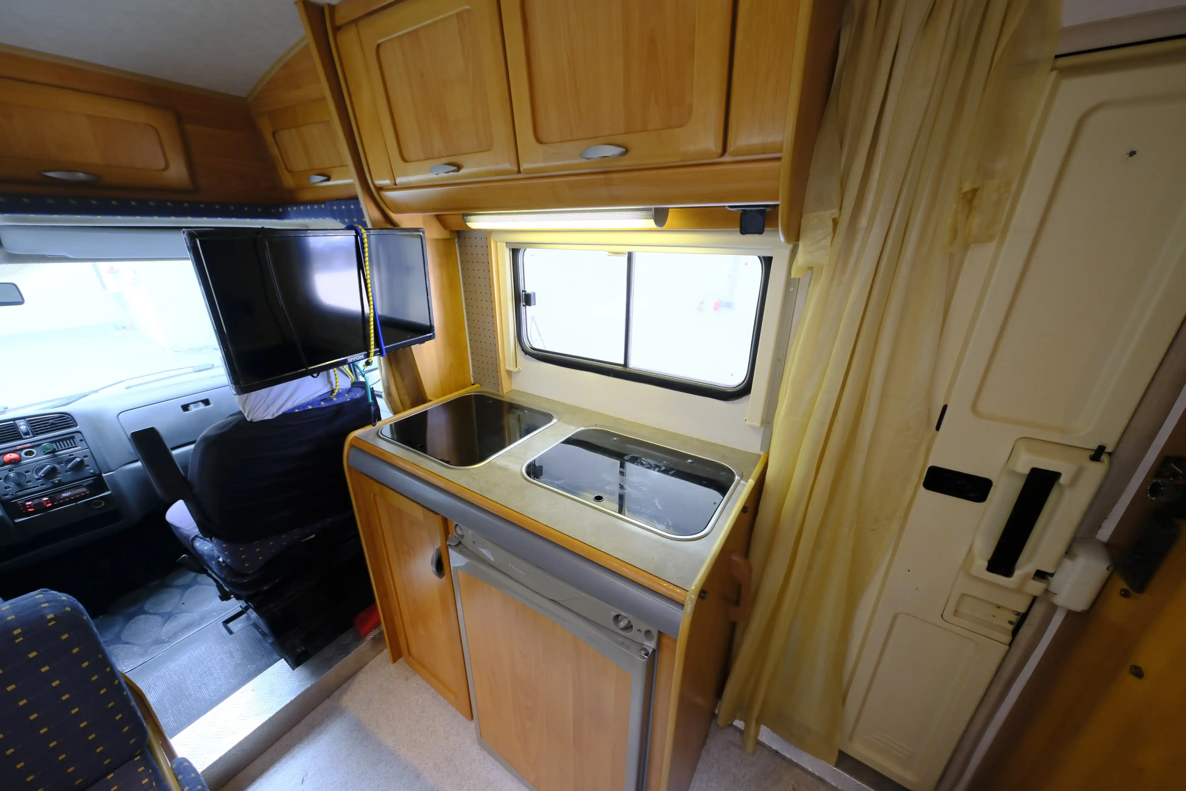 HYMER-ERIBA CAR ETAPE 3